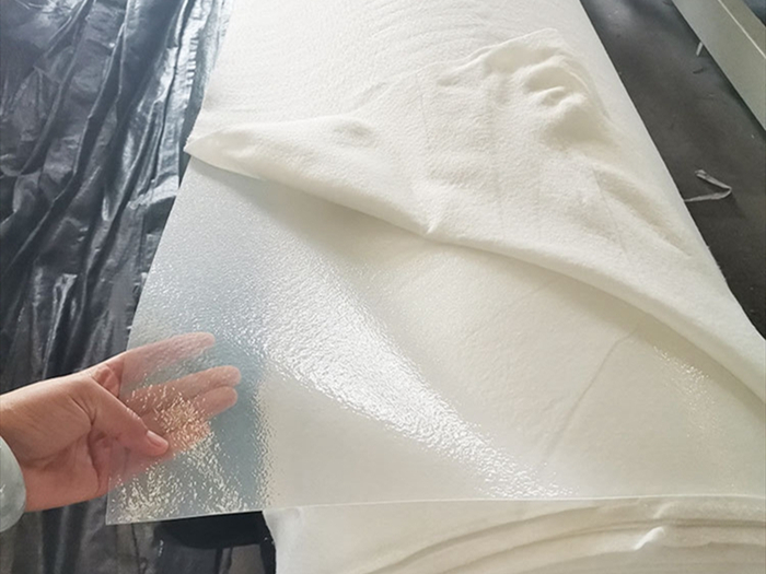 「長(zhǎng)絲」兩布一膜復(fù)合土工膜